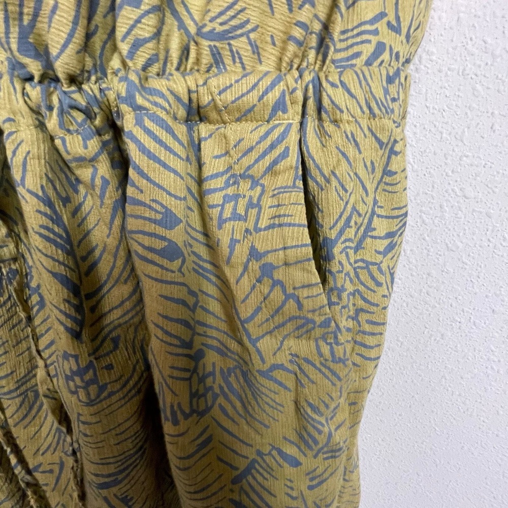 Sleeveless V-Neck Printed Sundress in Olive Yellow - Picture 10 of 12